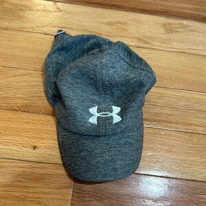 Under armor never worn hat